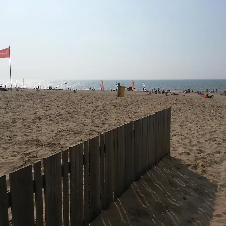 Appartement Zicht Op De Vuurtoren Noordwijk